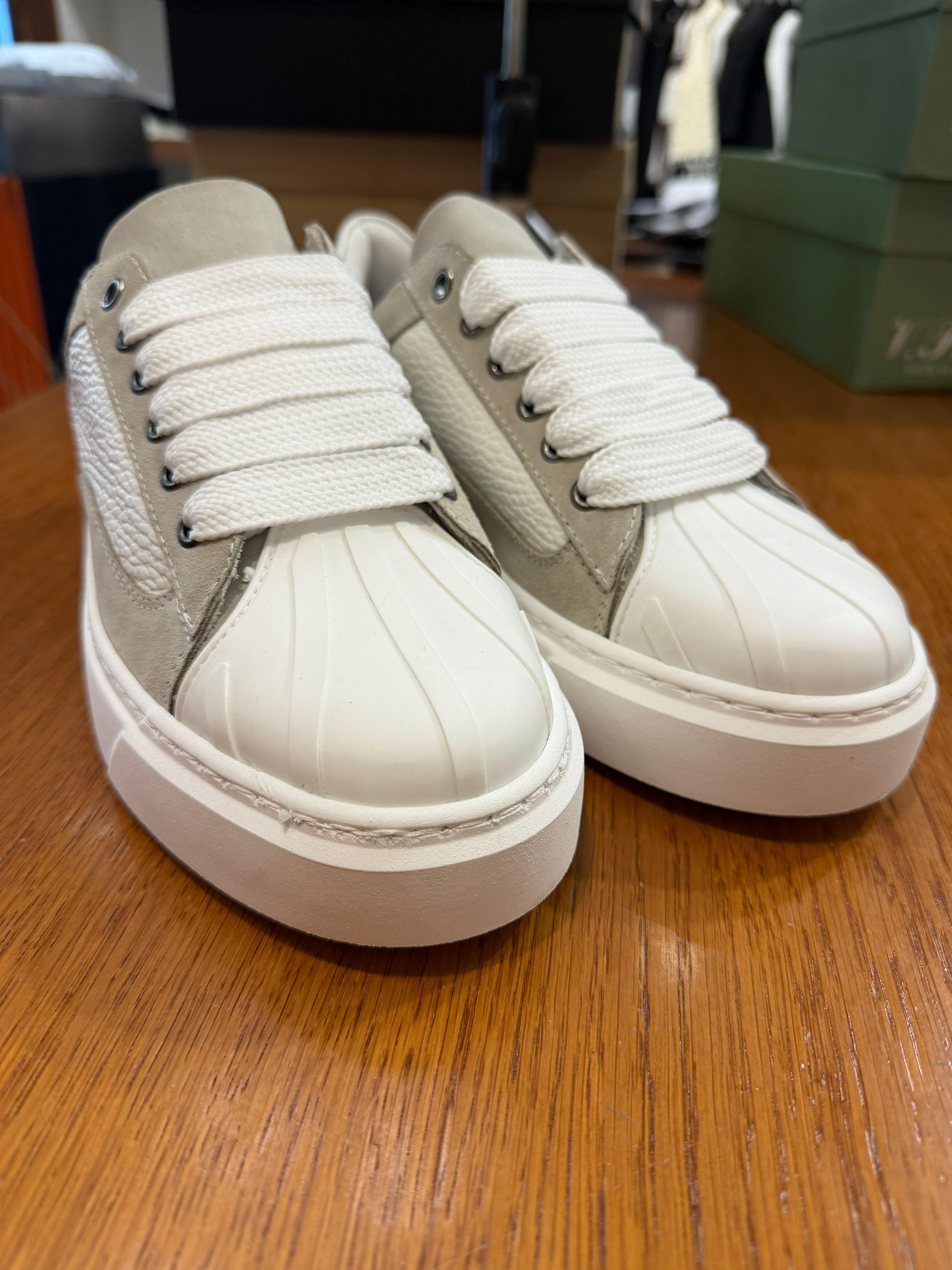 Shoes Destiny