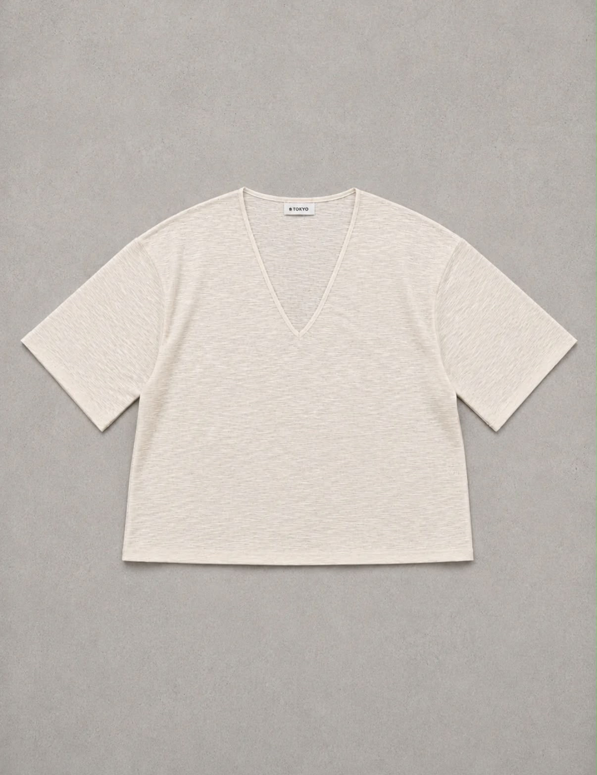 Shirt oversize velata scollo a V