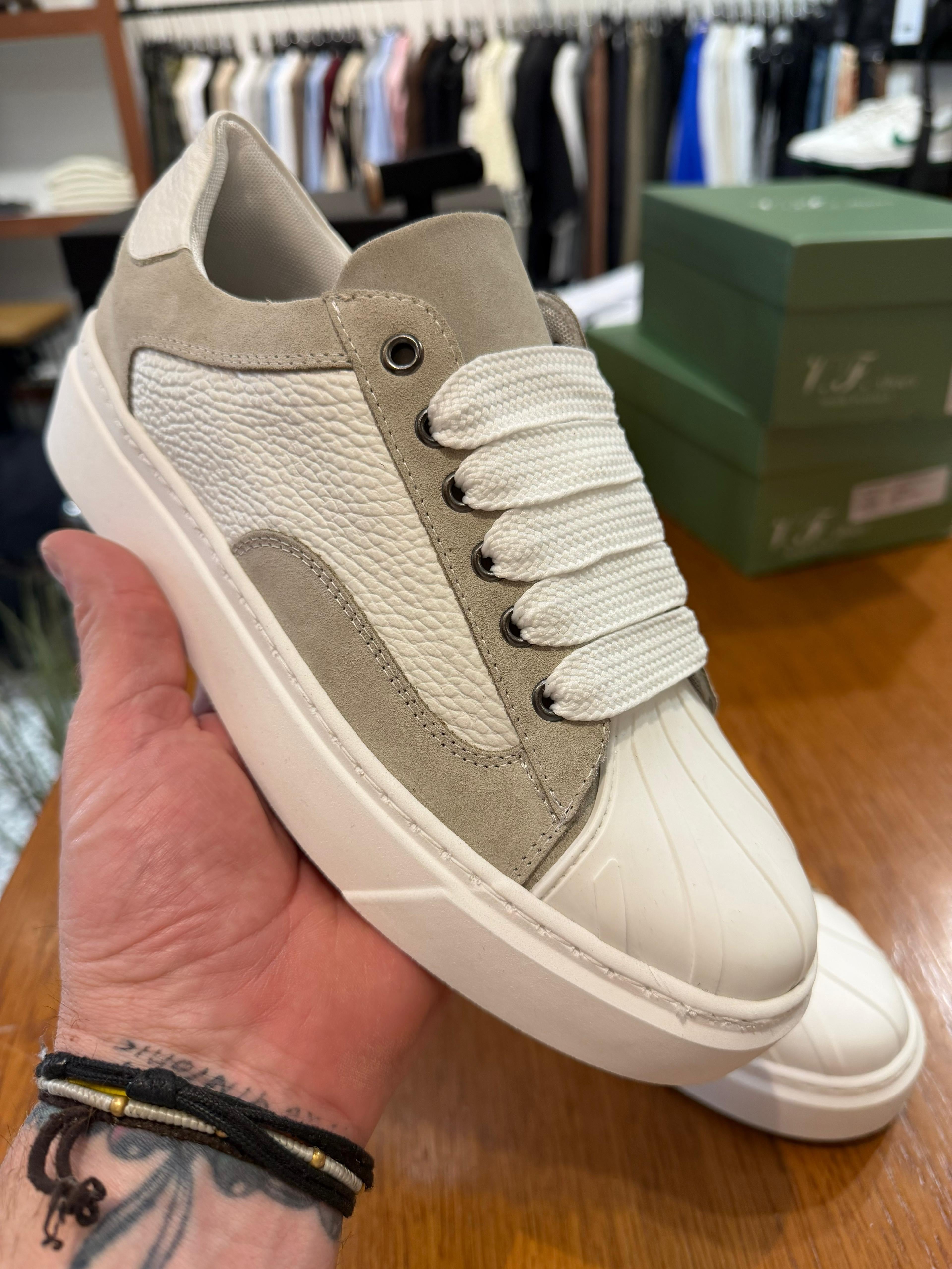 Shoes Destiny