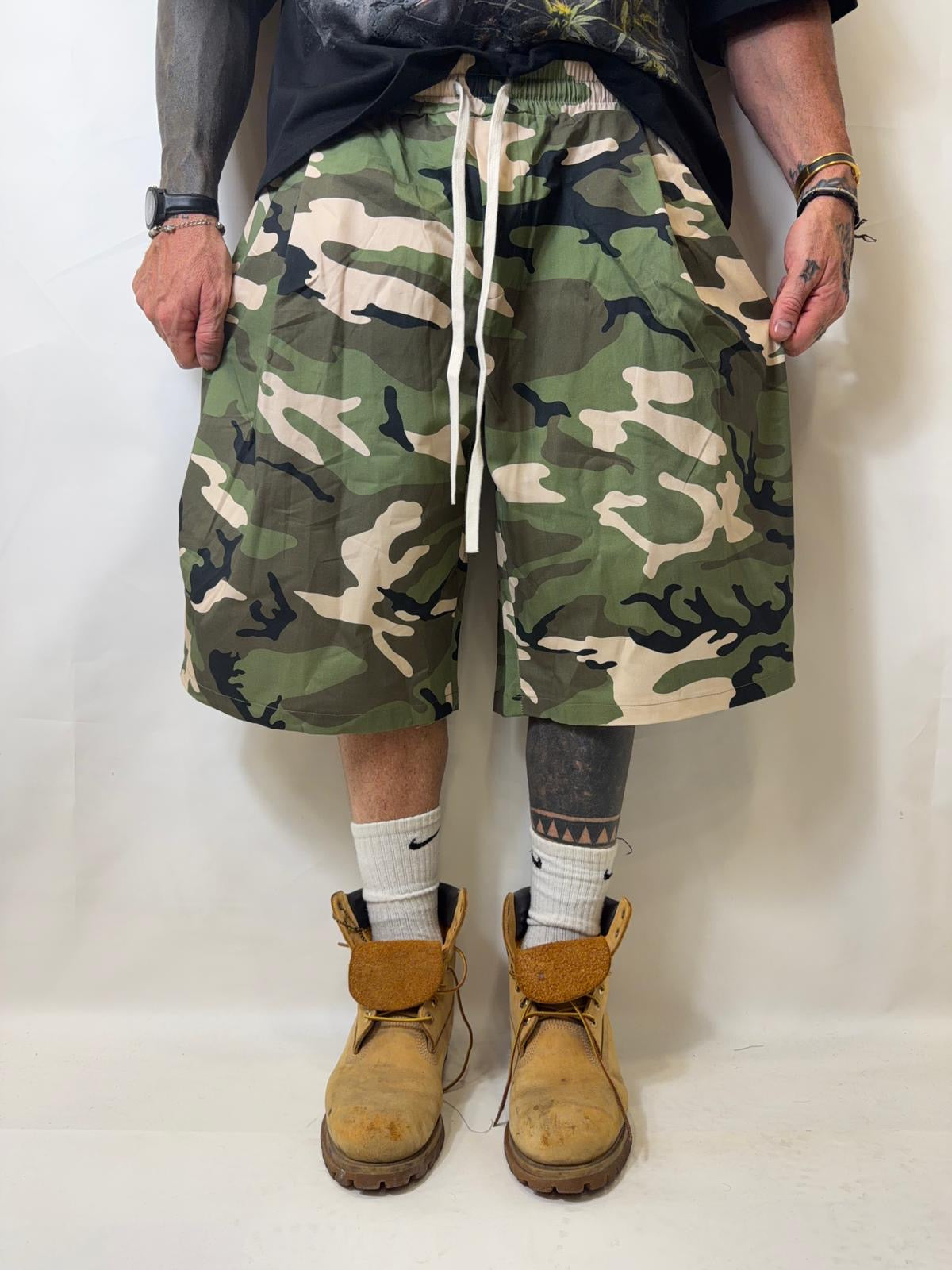 Bermuda mimetic oversize